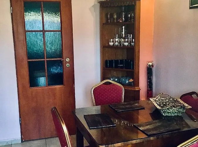 Apartment Grati's House *